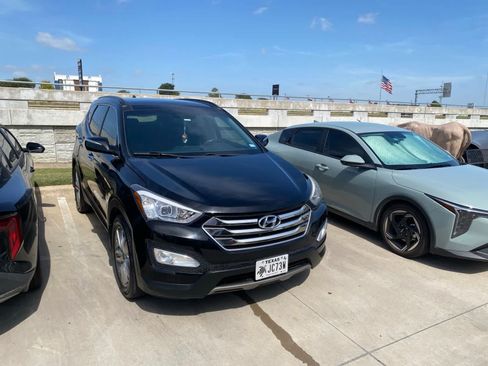 Used 2015 Hyundai Santa Fe Sport 2.0T w/ Option Group 05 AWD/4WD image 4