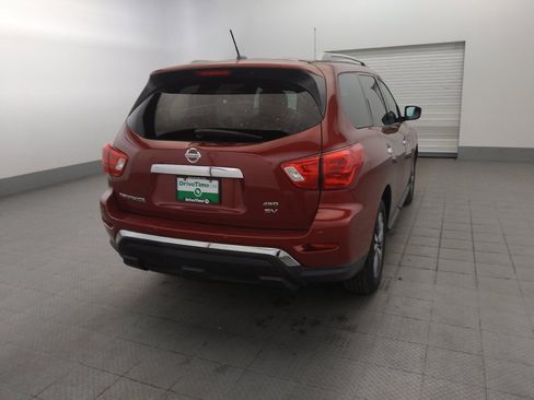 Used 2017 Nissan Pathfinder SV w/ SV Tech Package AWD/4WD image 7