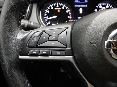 Used 2020 Nissan Rogue SL FWD image 27