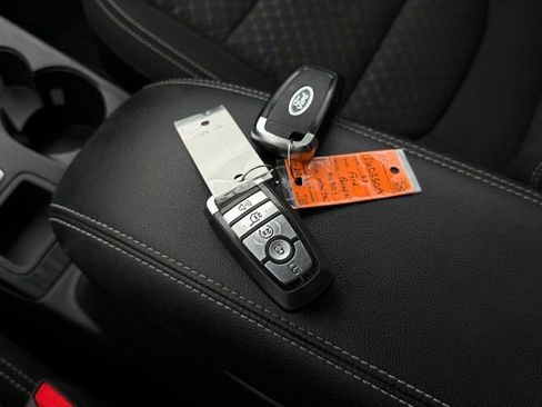 Used 2023 Ford Escape Active w/ Tech Pack #1 AWD/4WD image 5