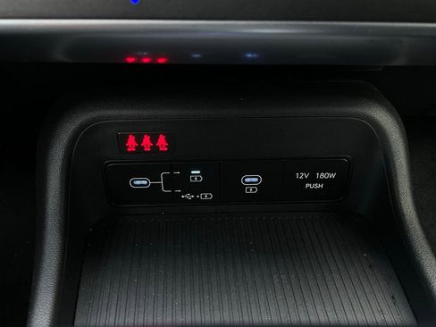 Used 2025 Hyundai Kona SEL image 26