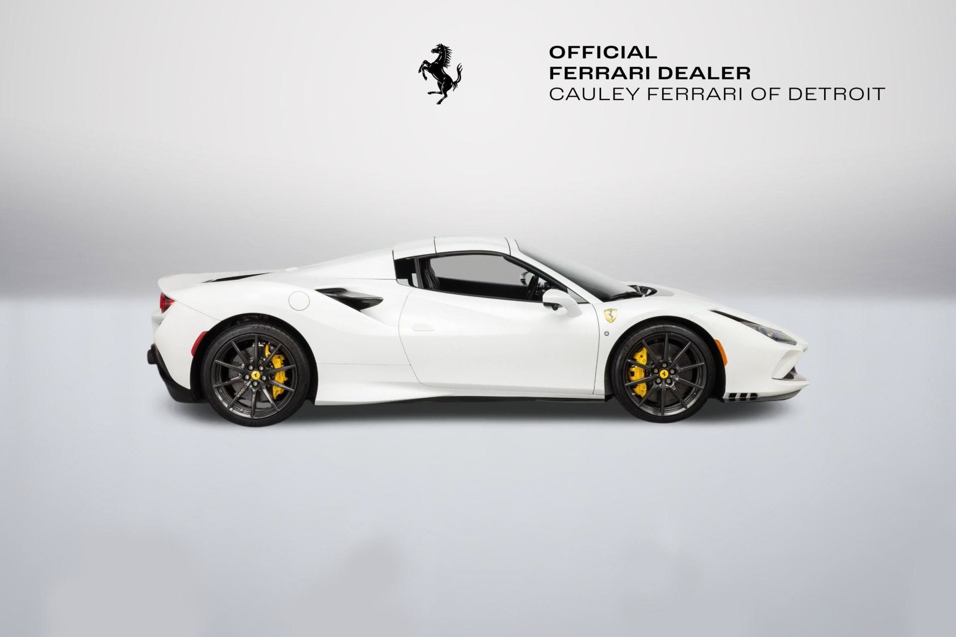 Certified 2022 Ferrari F8 Tributo RWD image 17
