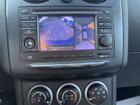 Used 2013 Nissan Rogue SL AWD/4WD image 14