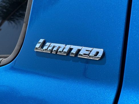 Used 2017 Toyota Tundra Limited w/ Limited Premium Package RWD image 33