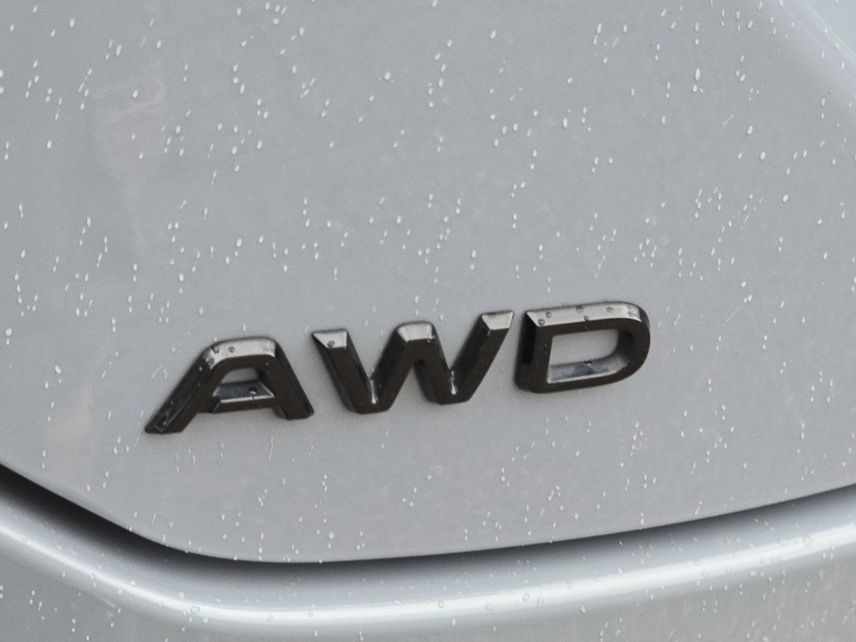 Used 2025 Honda Pilot Sport image 12