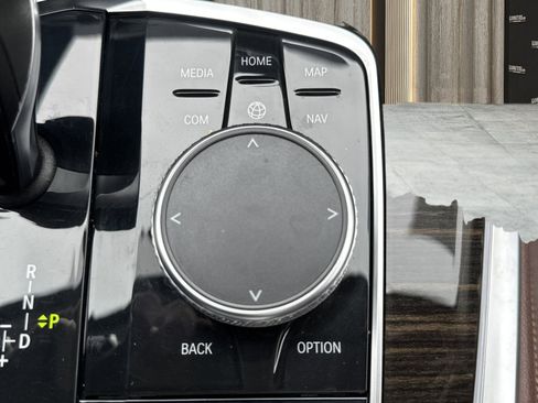 Used 2020 BMW X7 xDrive50i w/ Cold Weather Package image 80