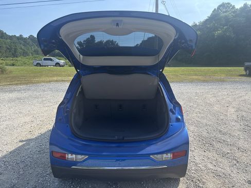 Used 2020 Chevrolet Bolt Premier w/ Infotainment Package FWD image 25