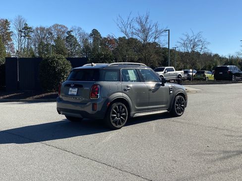 Used 2022 MINI Cooper Countryman image 3