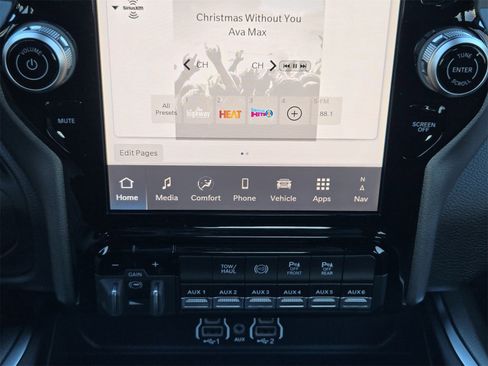 New 2025 RAM 2500 Big Horn image 19