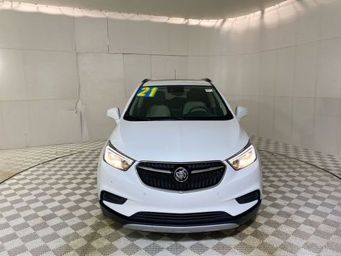 Used 2021 Buick Encore Preferred w/ Safety Package II AWD/4WD image 21