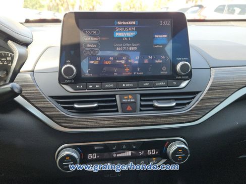 Used 2020 Nissan Altima 2.5 Platinum AWD/4WD image 15