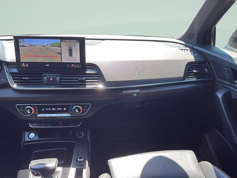 Used 2022 Audi Q5 2.0T Premium Plus AWD/4WD image 13