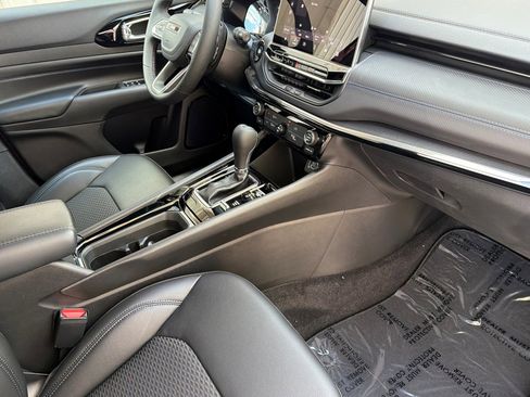 New 2026 Jeep Compass Latitude AWD/4WD image 14