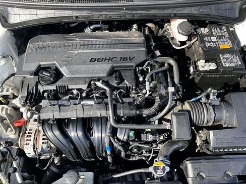 Used 2023 Hyundai Elantra SEL w/ Convenience Package image 32