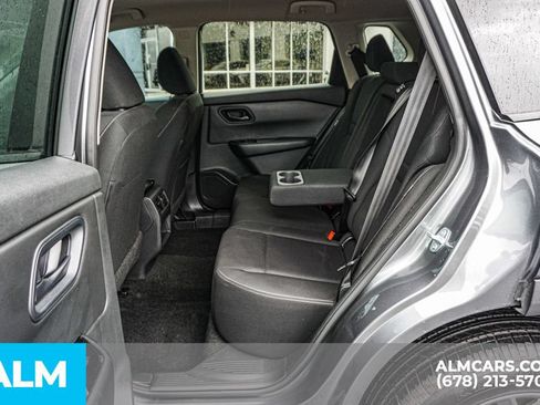Used 2024 Nissan Rogue S FWD image 21