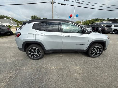New 2026 Jeep Compass Limited w/ Sun, Sound & Navigation Group AWD/4WD image 6