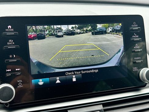 Used 2021 Honda Accord Hybrid image 14