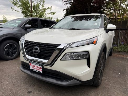 Used 2023 Nissan Rogue SV AWD/4WD image 2
