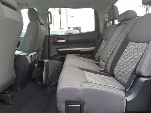 Used 2018 Toyota Tundra SR5 image 10