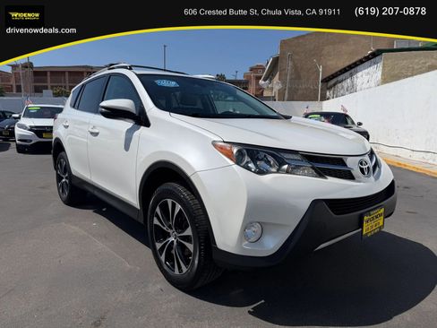 Used 2015 Toyota RAV4 Limited w/ Technology Package FWD image 3