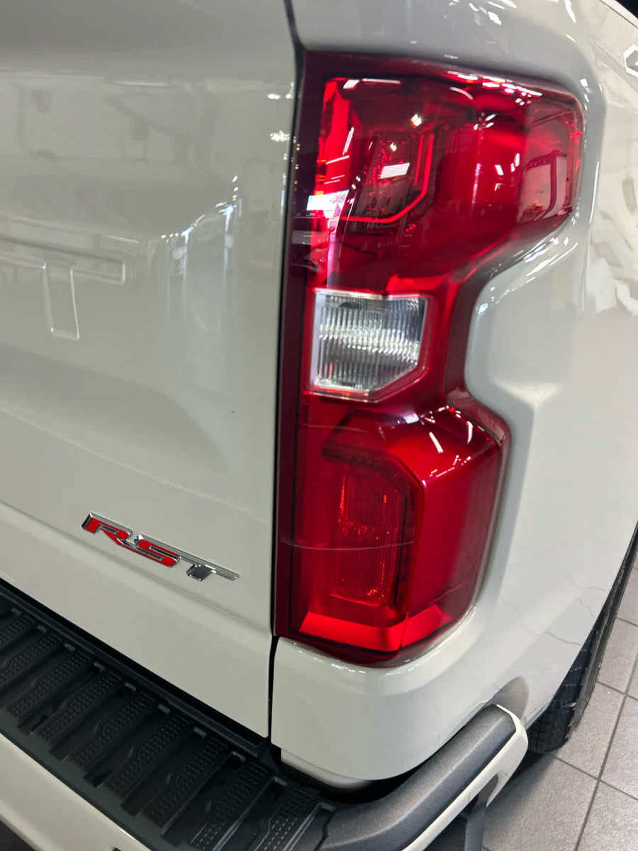 New 2026 Chevrolet Silverado 1500 RST w/ RST Select Package AWD/4WD image 6