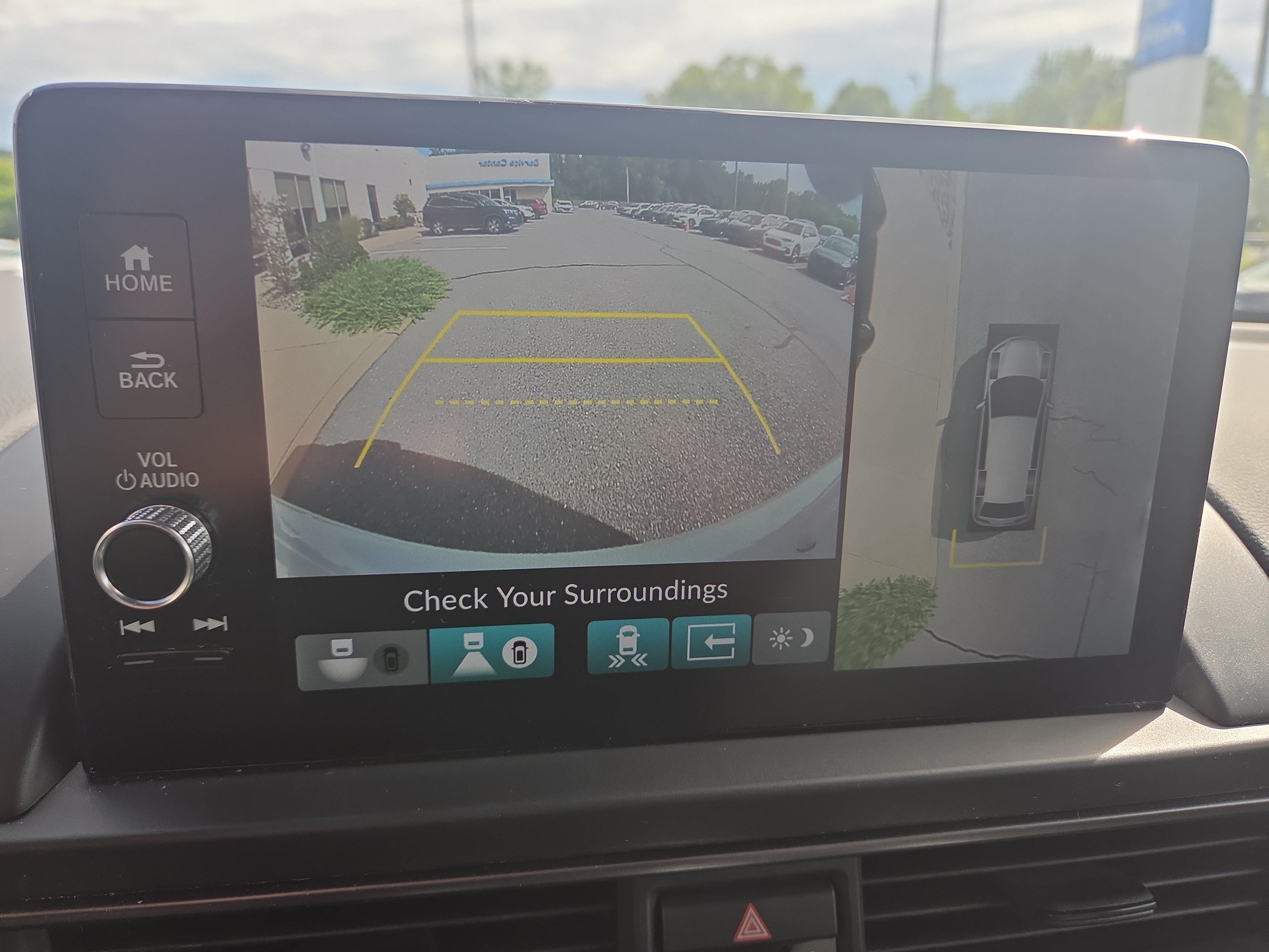 Used 2024 Honda Pilot TrailSport image 23