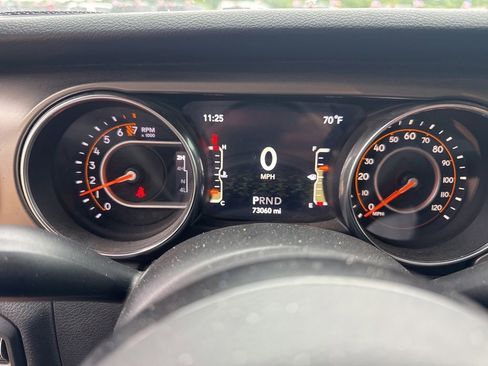 Used 2019 Jeep Wrangler Unlimited Sport S AWD/4WD image 14