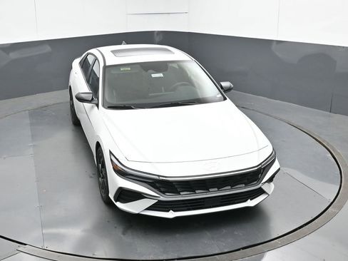 New 2026 Hyundai Elantra SEL Sport image 24