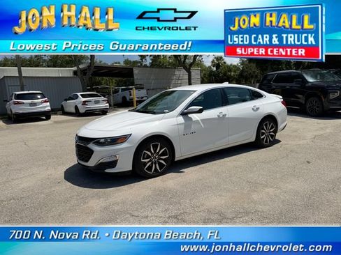 Used 2021 Chevrolet Malibu RS FWD image 2