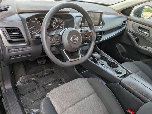 Used 2023 Nissan Rogue SV AWD/4WD image 10