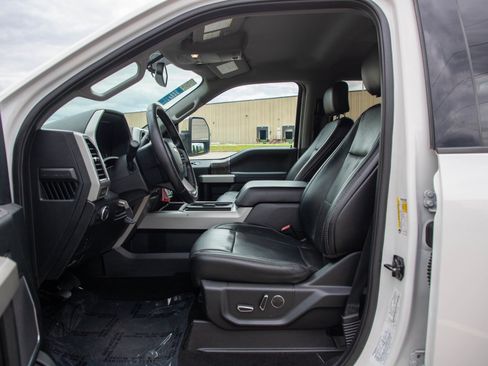 Used 2019 Ford F250 Lariat w/ Chrome Package AWD/4WD image 20