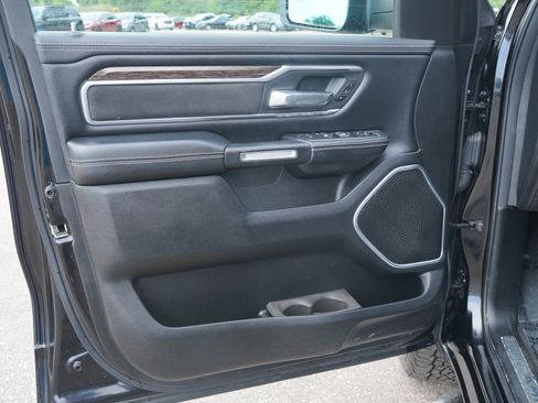 Used 2020 RAM 1500 Laramie AWD/4WD image 18