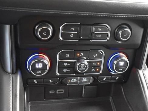 Used 2023 Chevrolet Tahoe Z71 w/ Off-Road Capability Package image 18