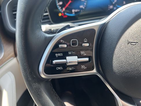 Certified 2023 Mercedes-Benz GLE 350 4MATIC w/ Premium Package image 19