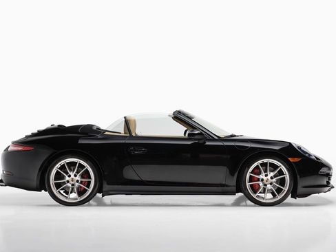 Used 2013 Porsche 911 Carrera 4S image 7
