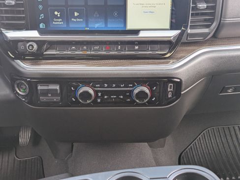 Used 2023 Chevrolet Silverado 1500 RST image 19