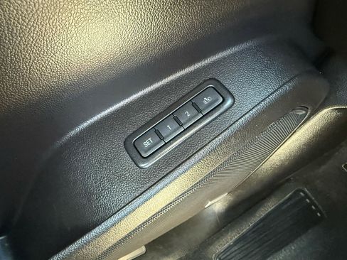 Used 2017 Chevrolet Tahoe LT RWD image 33