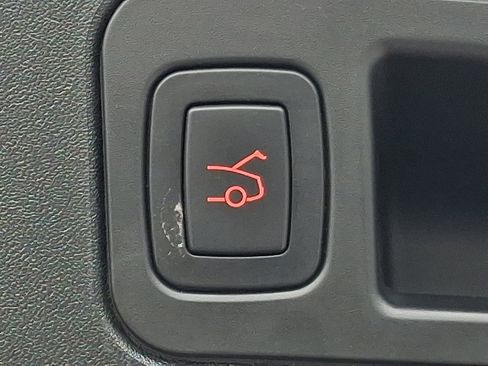 Used 2018 Tesla Model S 100D image 27