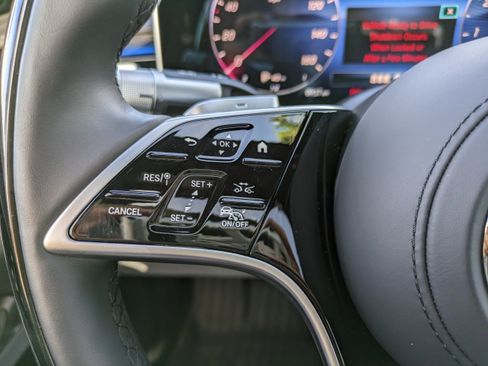 Used 2024 Mercedes-Benz S 580 4MATIC Sedan image 21