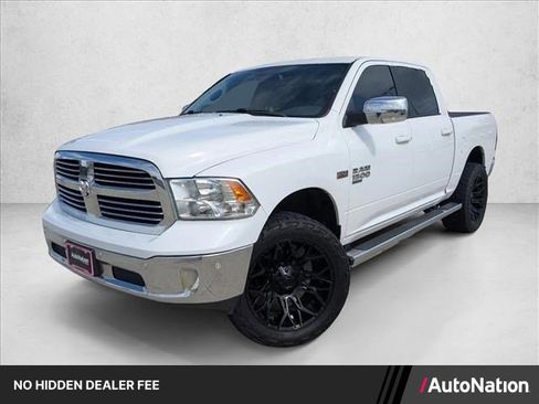Used 2019 RAM 1500 Lone Star AWD/4WD image 1