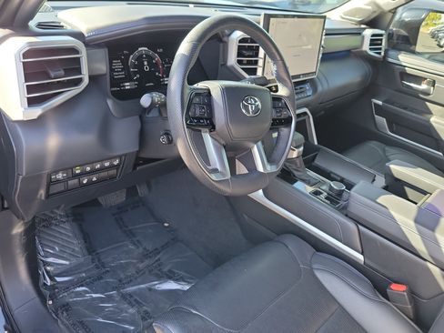 Used 2024 Toyota Tundra Platinum AWD/4WD image 18