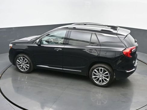 Used 2023 GMC Terrain Denali w/ Denali Premium Package AWD/4WD image 40