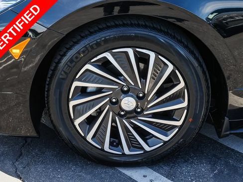 Certified 2023 Hyundai Sonata Limited FWD image 9
