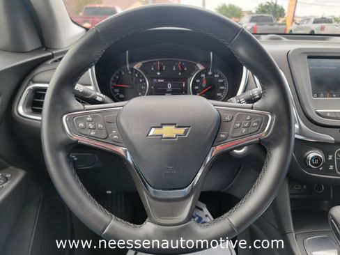 Used 2024 Chevrolet Equinox LT FWD image 19