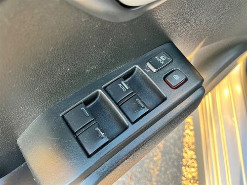 Used 2013 Honda Fit Sport image 19