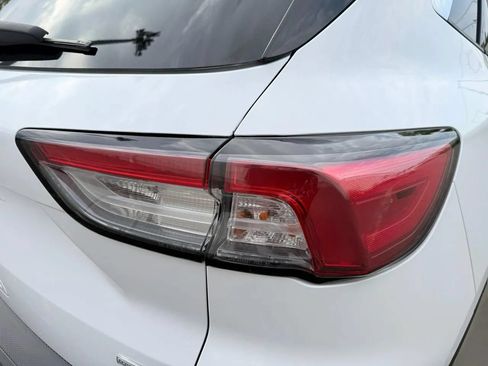 Used 2020 Ford Escape SE AWD/4WD image 10