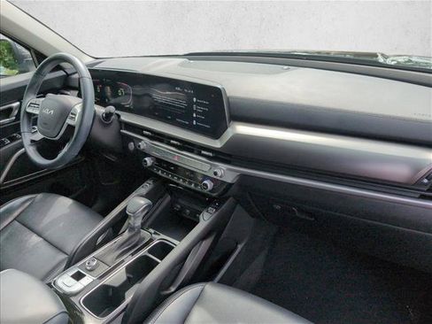 Used 2024 Kia Telluride S w/ S Sunroof Package FWD image 24