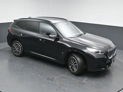 Used 2024 BMW X1 xDrive28i w/ M Sport Package AWD/4WD image 45
