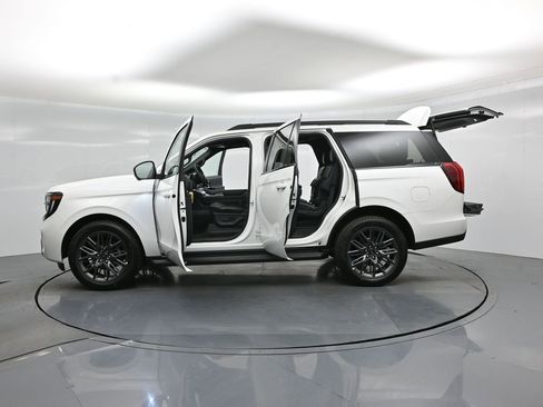 New 2026 Ford Expedition Platinum AWD/4WD image 31