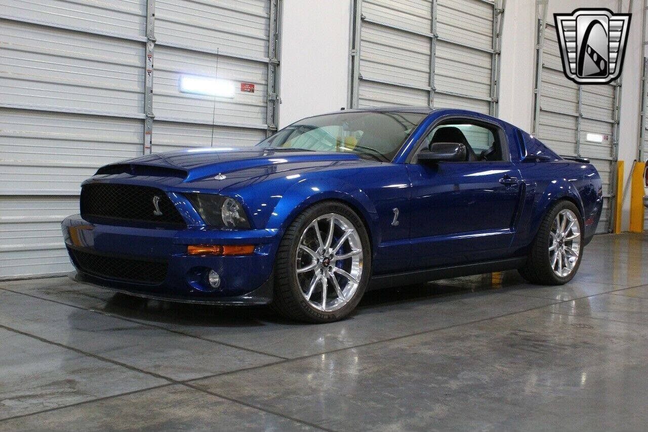 Used 2009 Ford Mustang Shelby GT500 RWD image 2